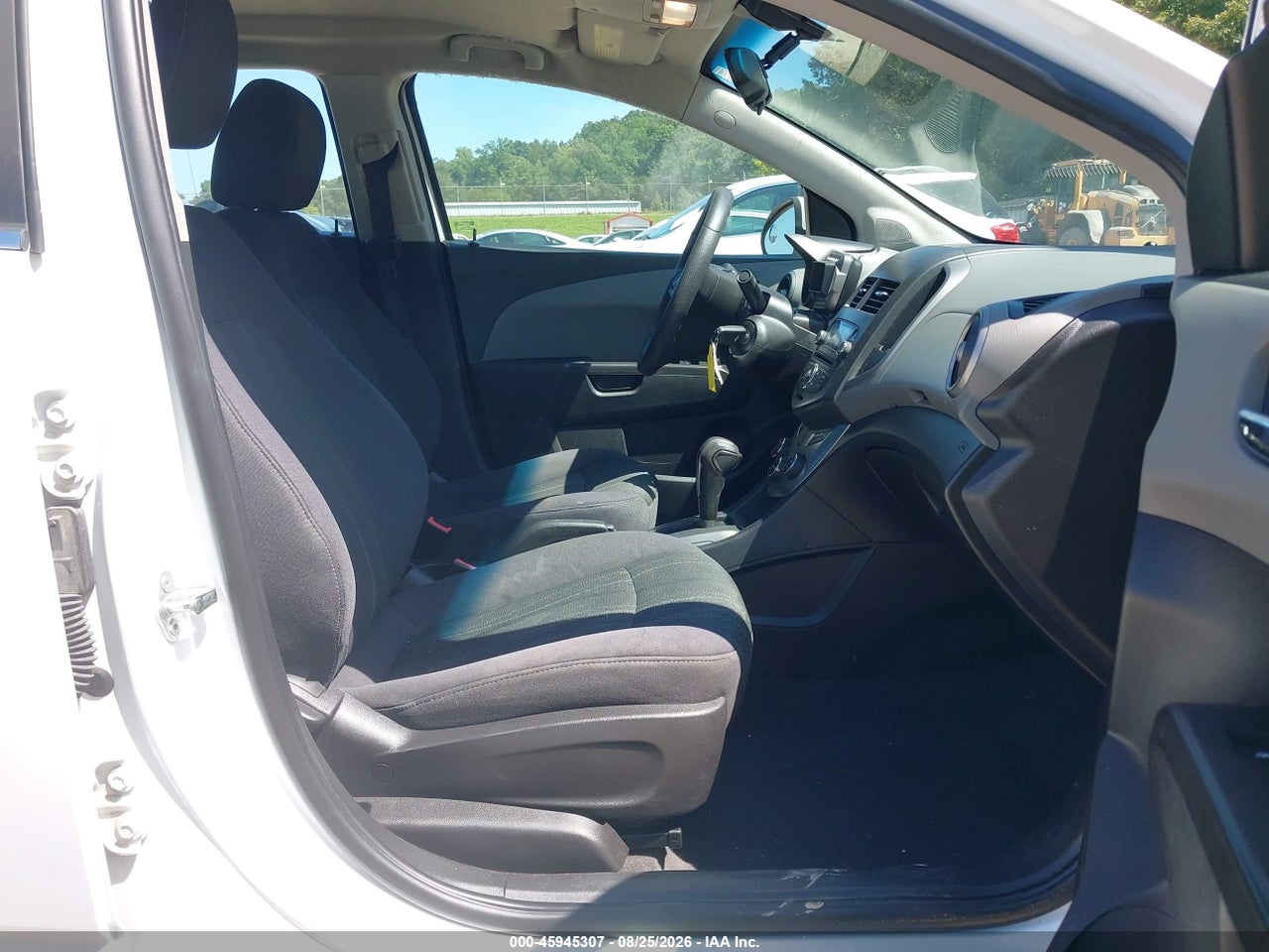 2014 CHEVROLET SONIC LT AUTO · 5/11