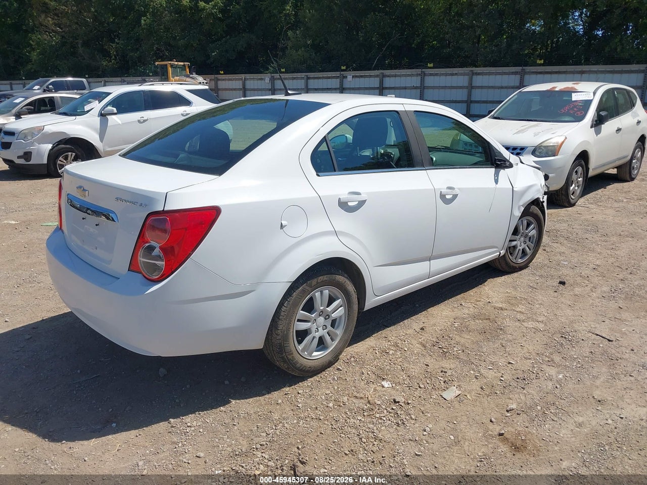 2014 CHEVROLET SONIC LT AUTO · 4/11