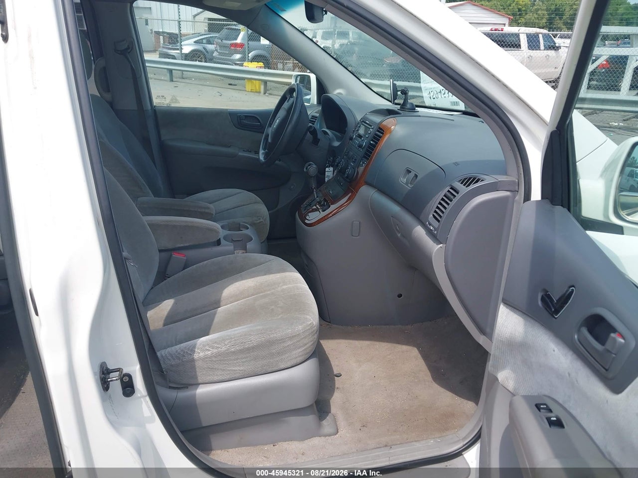 2006 KIA SEDONA EX/LX · 5/11