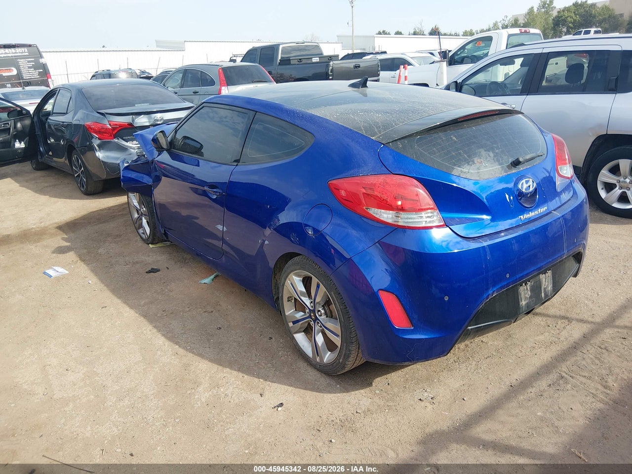2013 HYUNDAI VELOSTER BASE W/BLACK · 3/11