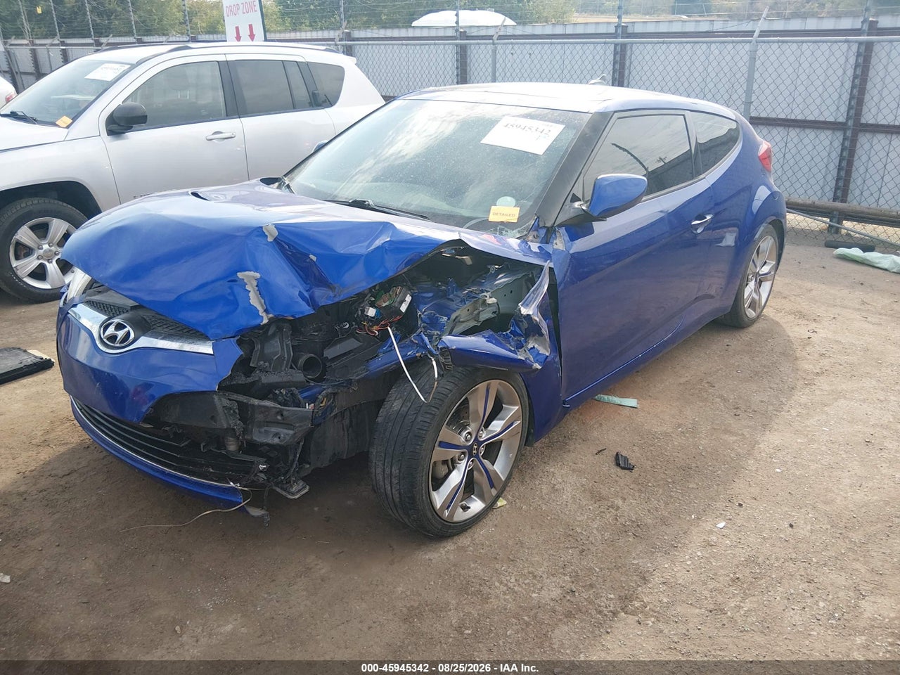 2013 HYUNDAI VELOSTER BASE W/BLACK · 2/11