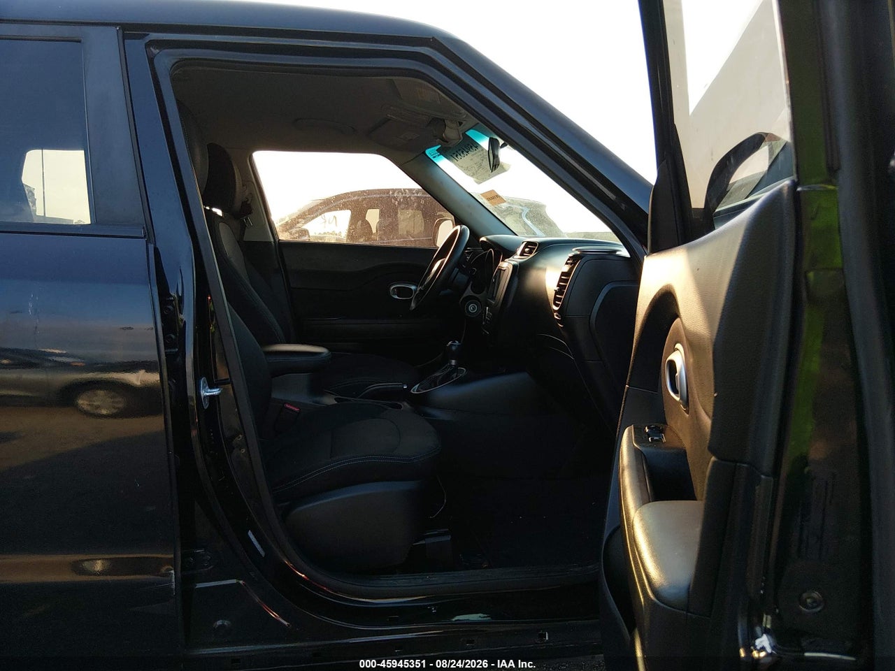 2017 KIA SOUL + · 5/10