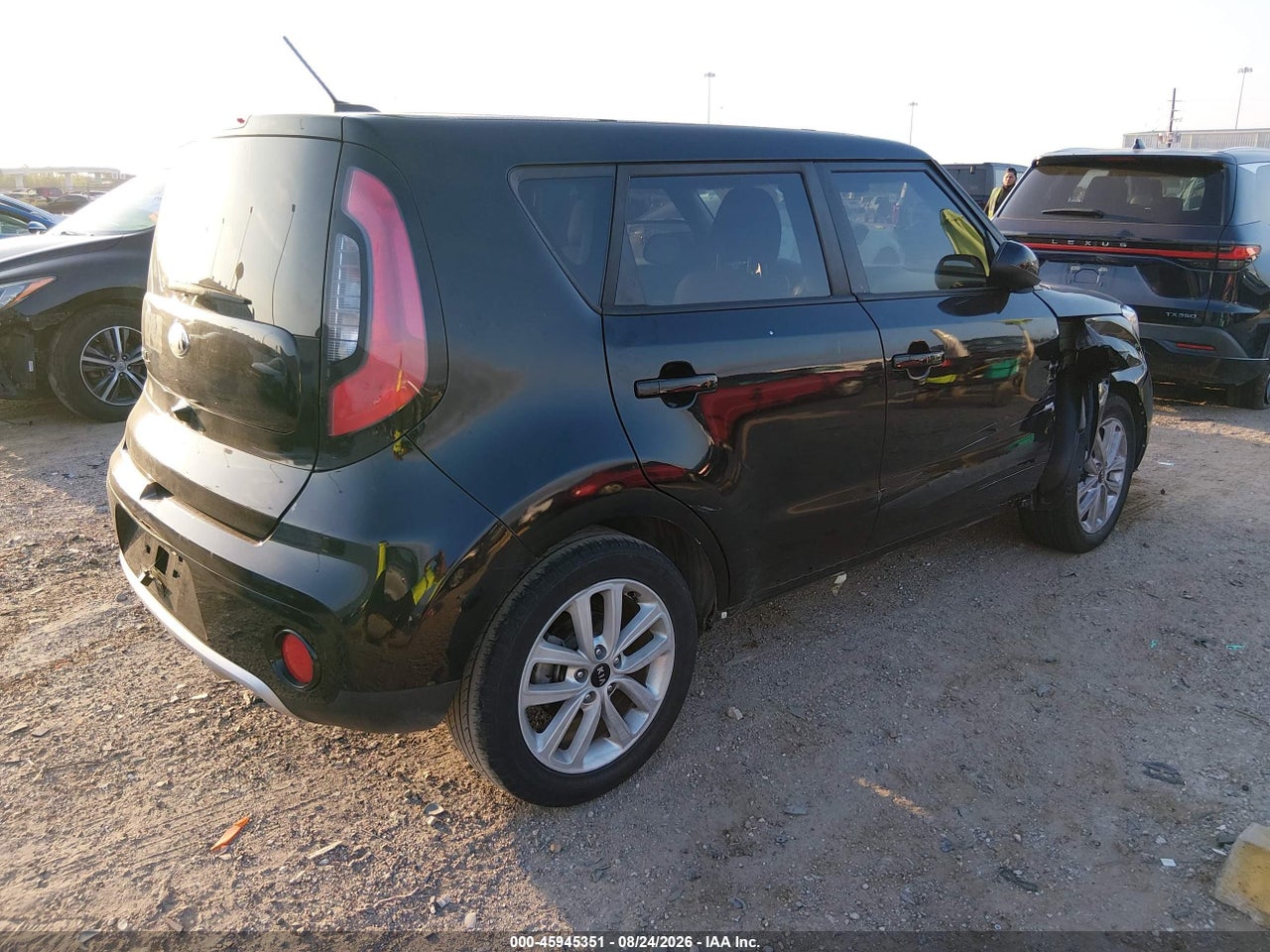 2017 KIA SOUL + · 4/10