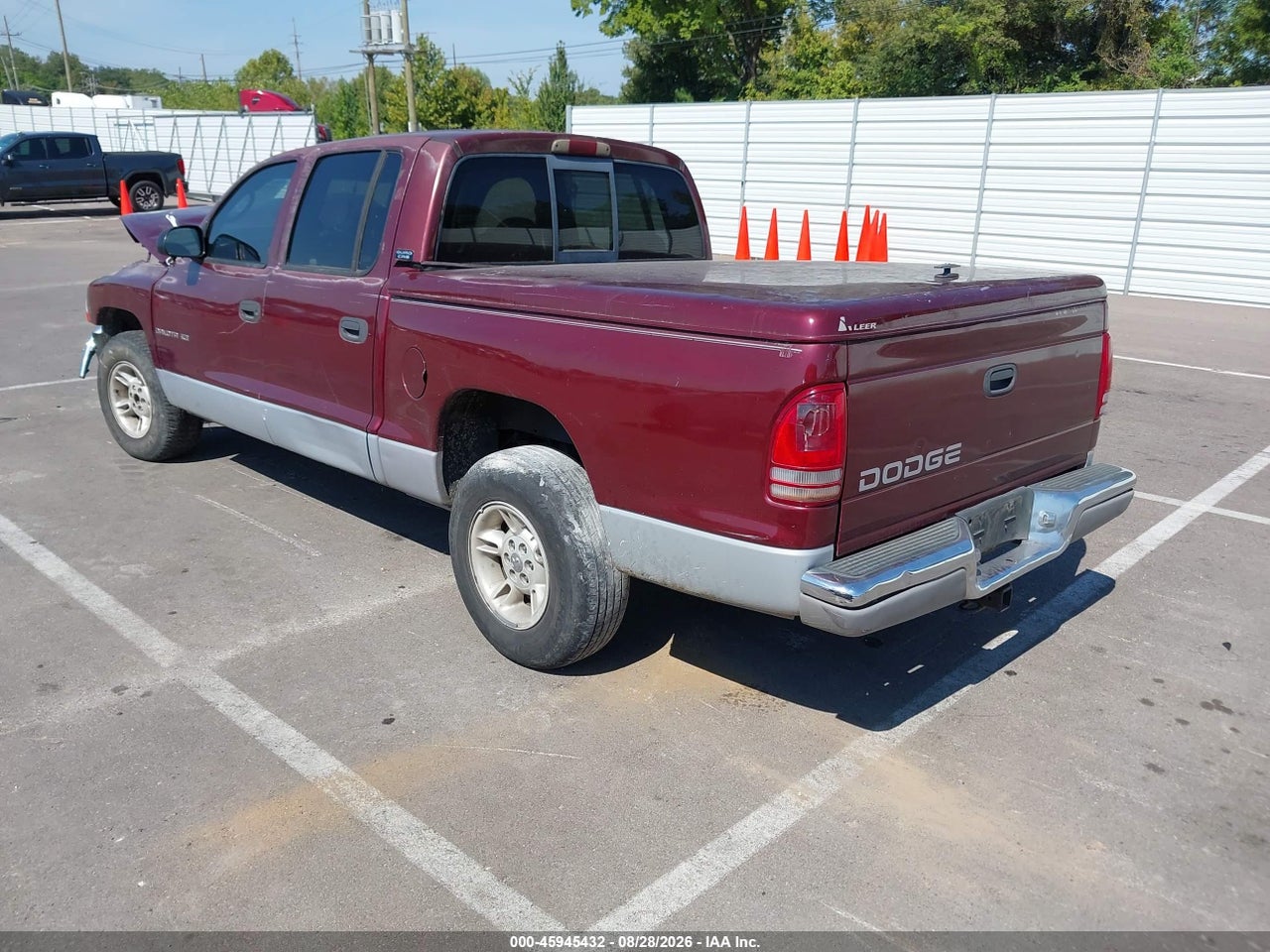 2000 DODGE DAKOTA SLT/SPORT · 3/10