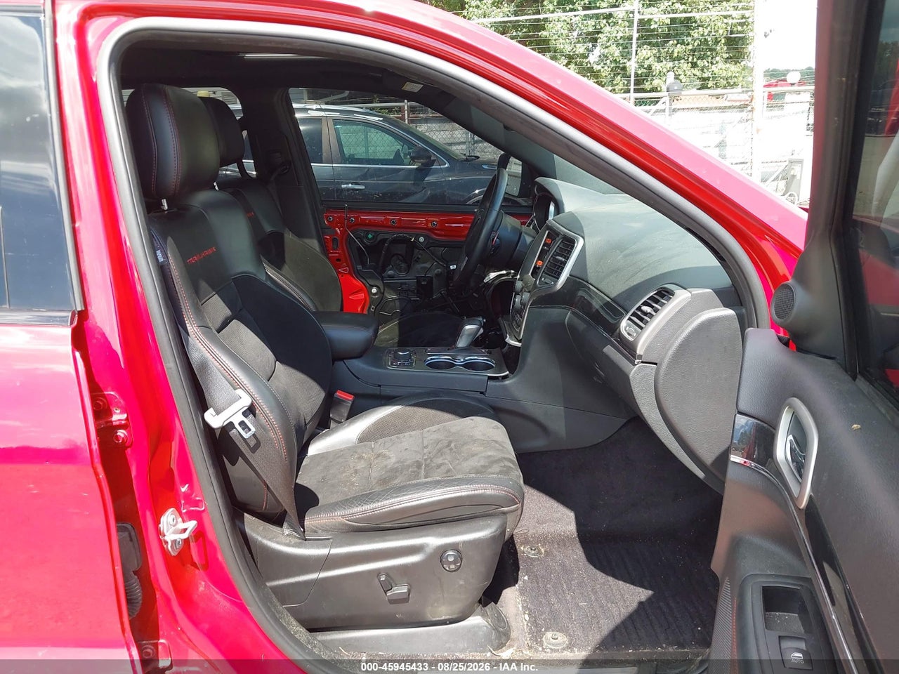 2017 JEEP GRAND CHEROKEE TRAILHAWK · 5/10