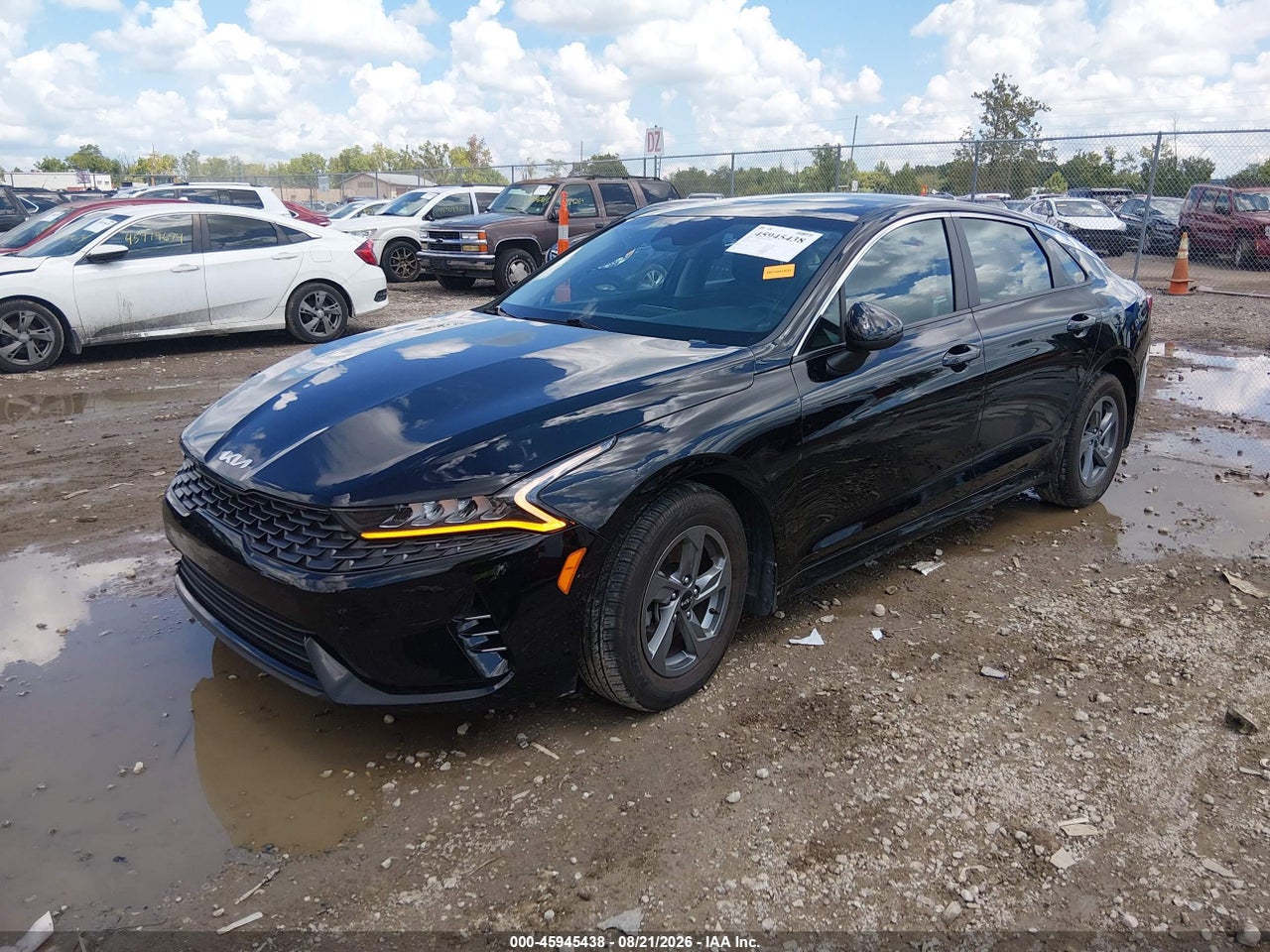 2023 KIA K5 LXS · 2/11