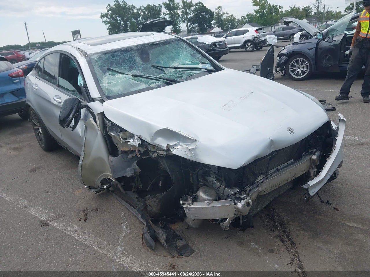 WDC0J6EB8JF****** · 2018 MERCEDES-BENZ AMG GLC 43 COUPE 4MATIC