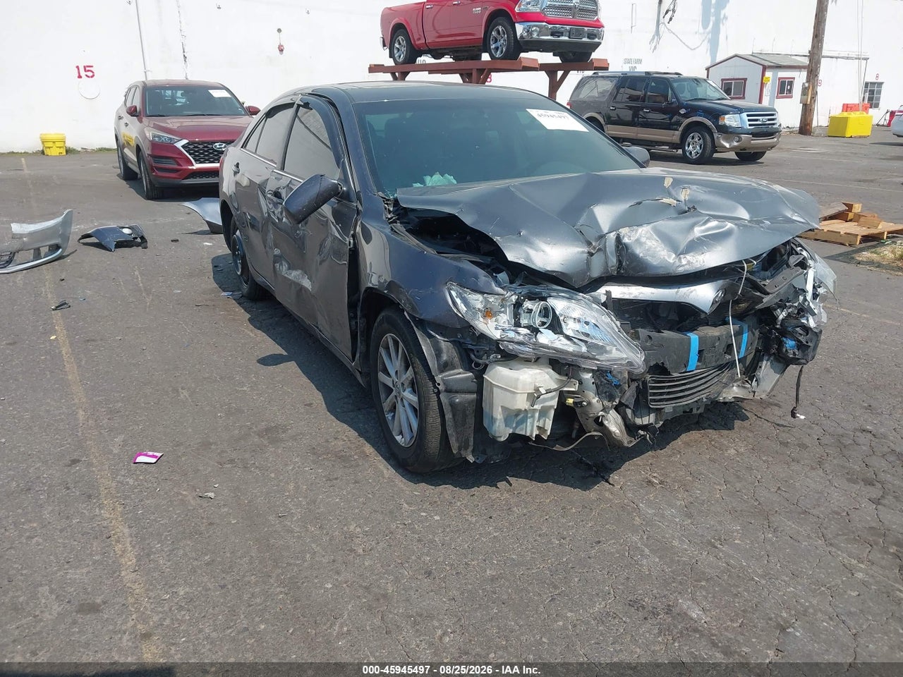 4T4BF3EK4BR****** · 2011 TOYOTA CAMRY XLE