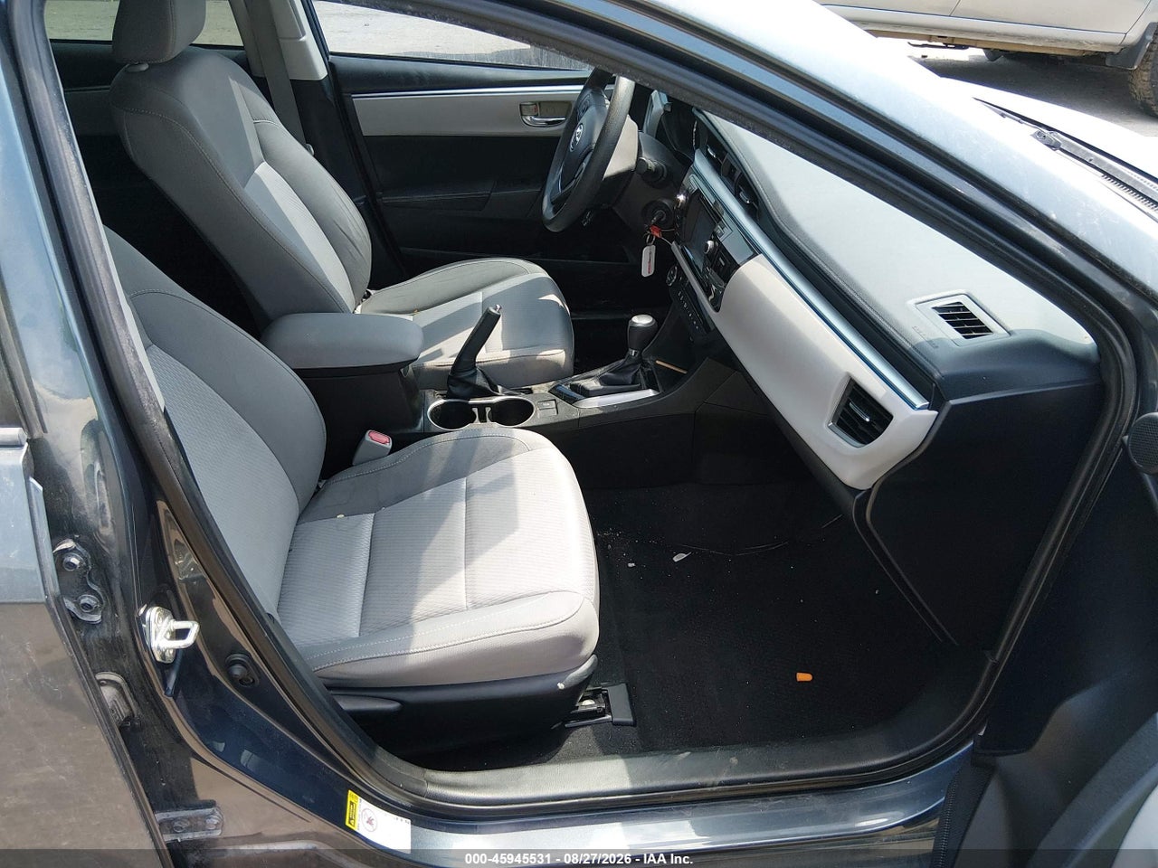 2015 TOYOTA COROLLA LE PLUS · 5/11