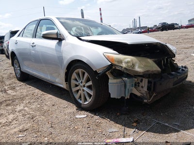 2014 TOYOTA CAMRY XLE