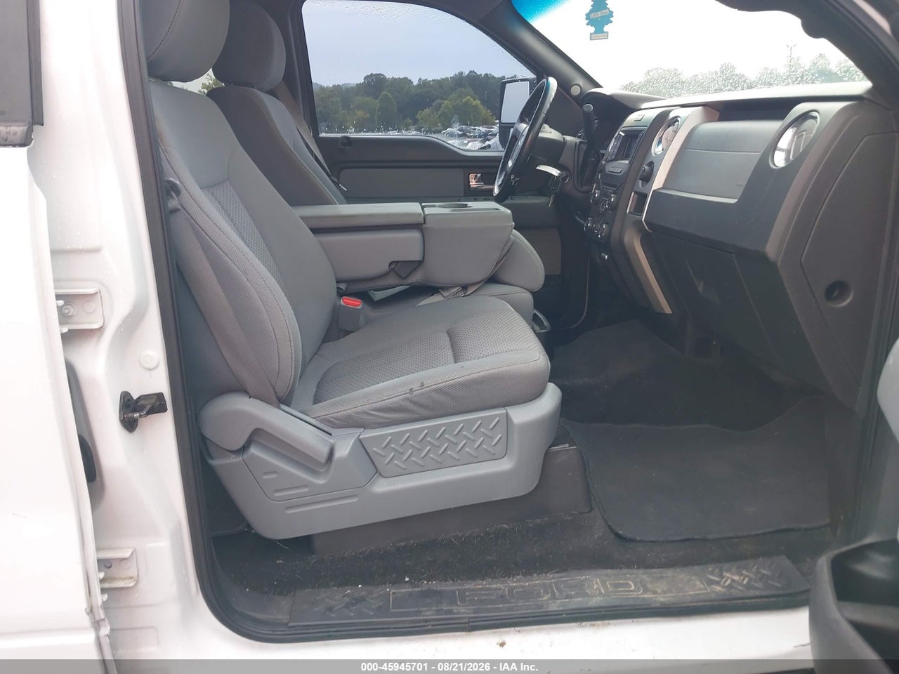 2013 FORD F-150 XLT · 5/11