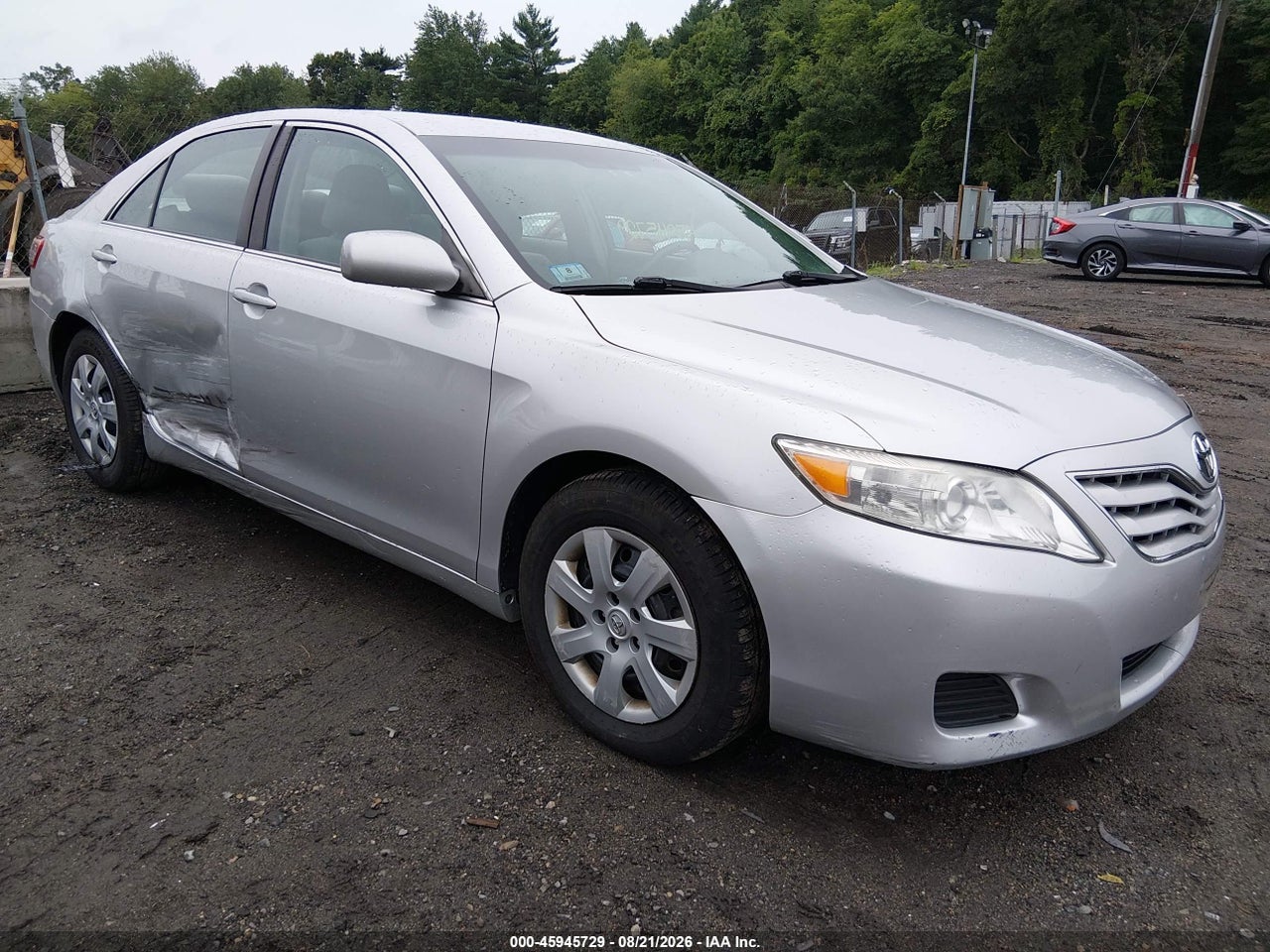 4T4BF3EK3AR****** · 2010 TOYOTA CAMRY LE