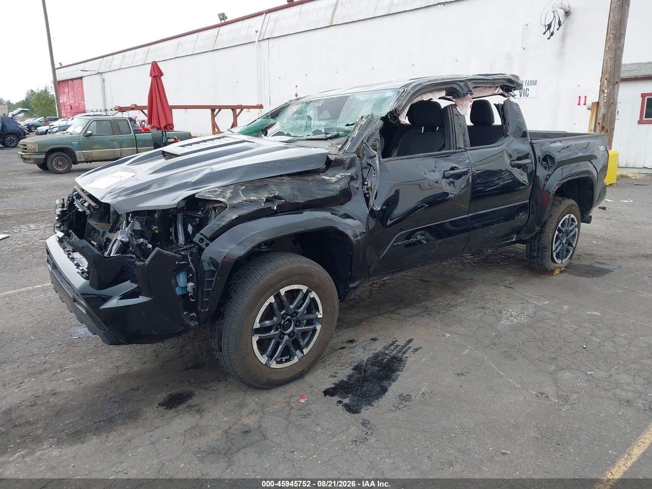 2026 TOYOTA TACOMA TRD SPORT · 2/10