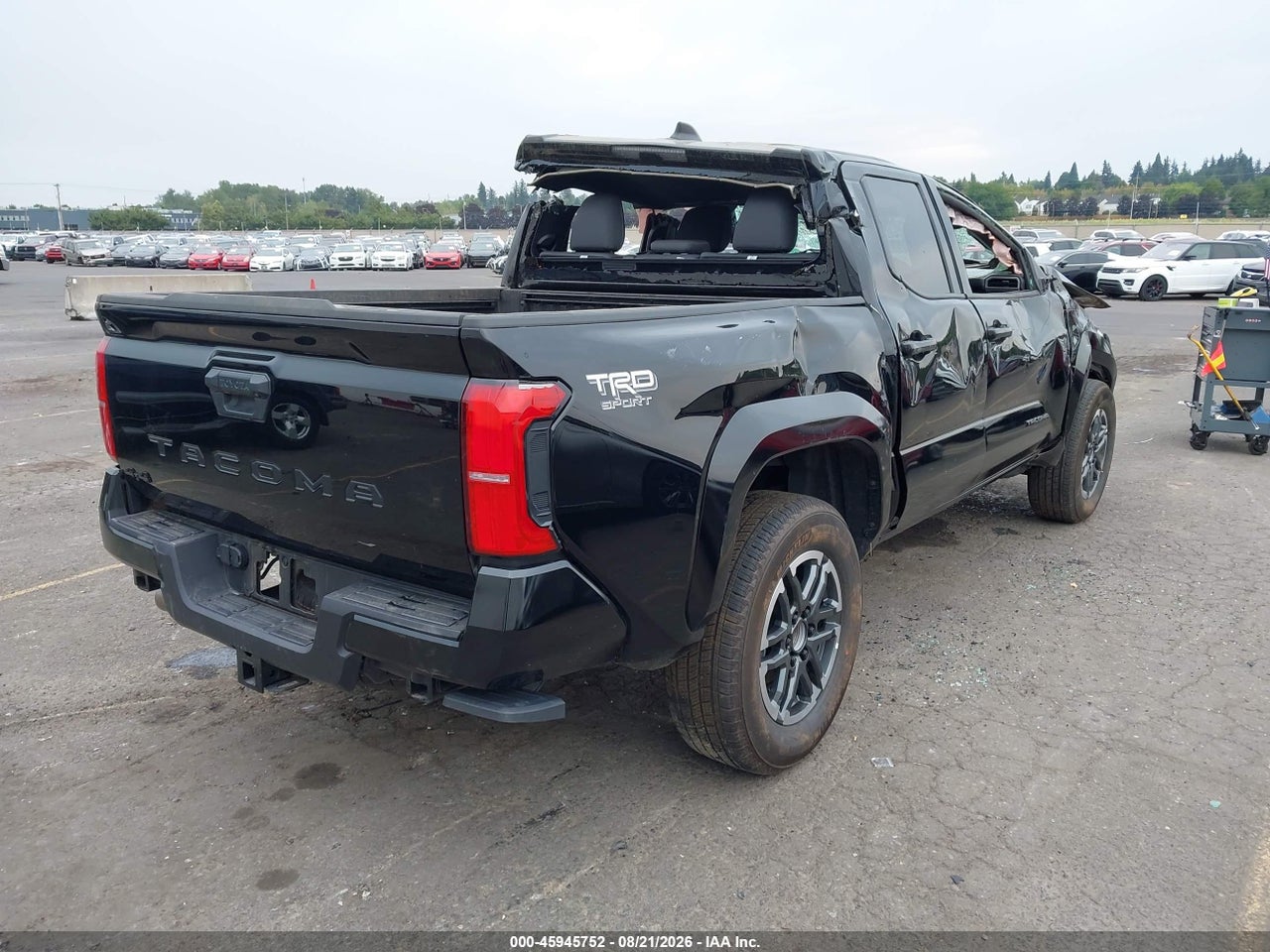 2026 TOYOTA TACOMA TRD SPORT · 4/10