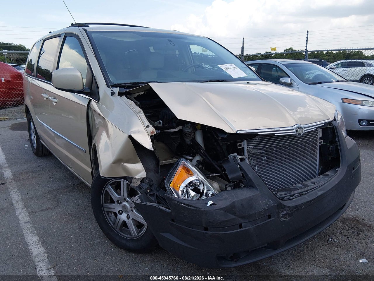 2A4RR8DX8AR****** · 2010 CHRYSLER TOWN &amp; COUNTRY TOURING PLUS
