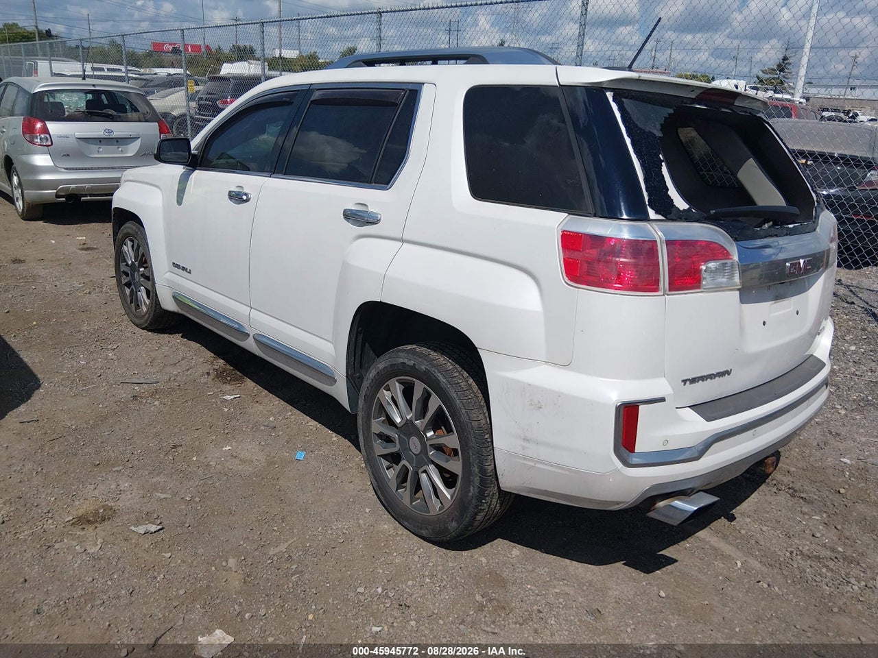 2016 GMC TERRAIN DENALI · 3/11
