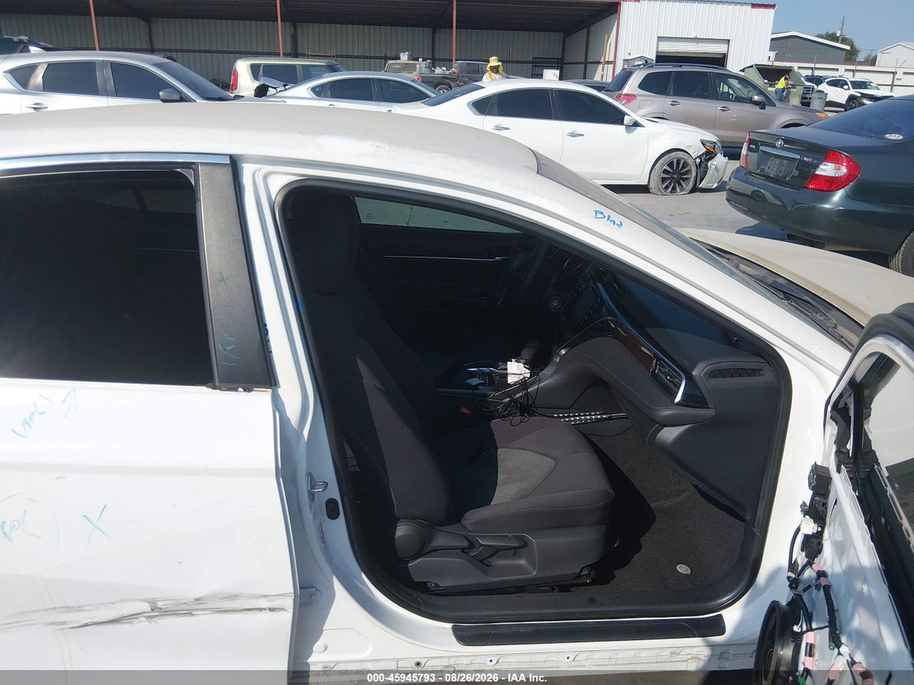 2018 TOYOTA CAMRY LE · 5/11