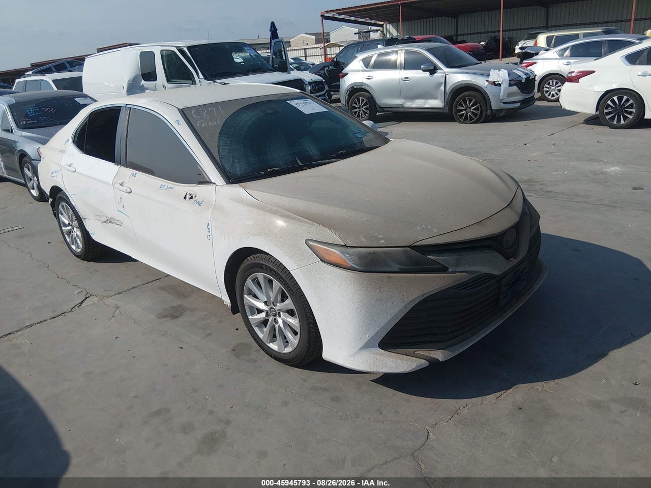 4T1B11HK9JU****** · 2018 TOYOTA CAMRY LE