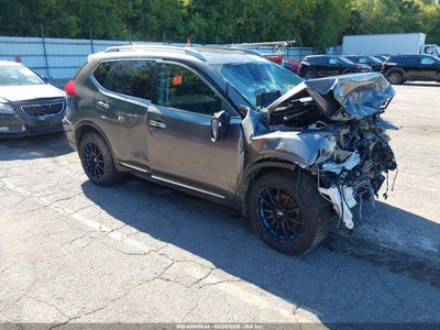 JN8AT2MV0HW****** · 2017 NISSAN ROGUE SL