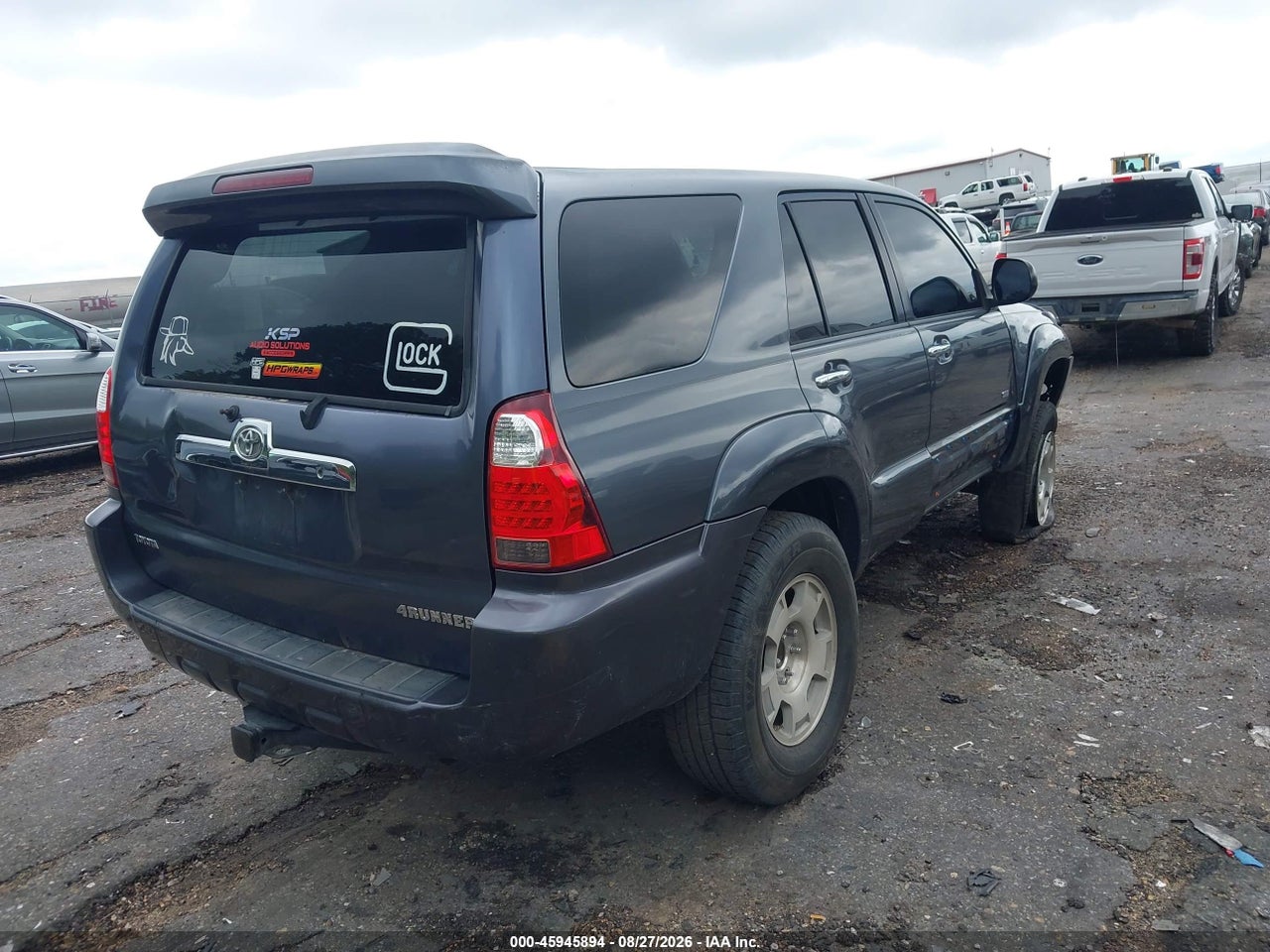 2009 TOYOTA 4RUNNER SR5 V6 · 4/11