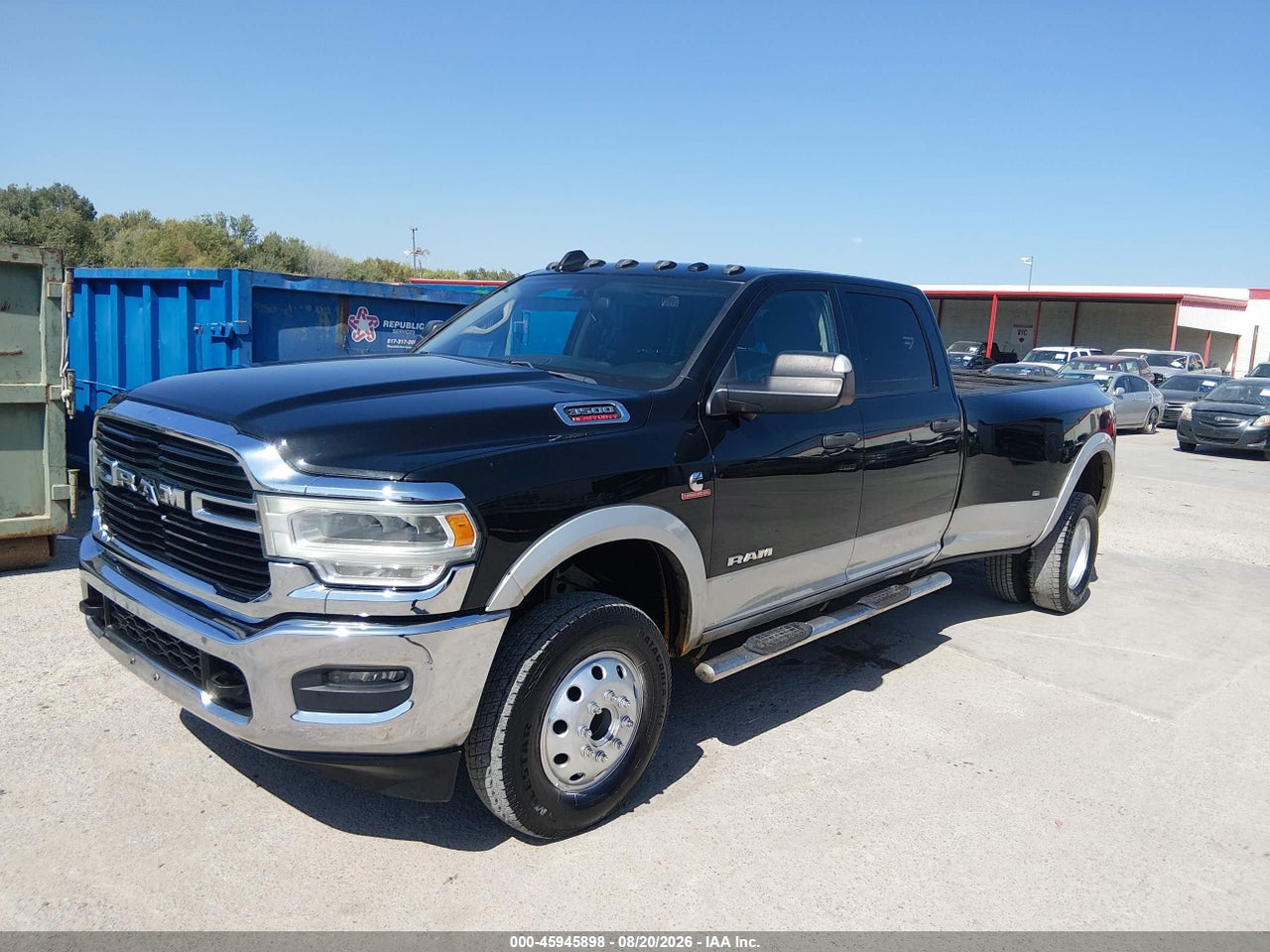 2019 RAM 3500 TRADESMAN · 2/4
