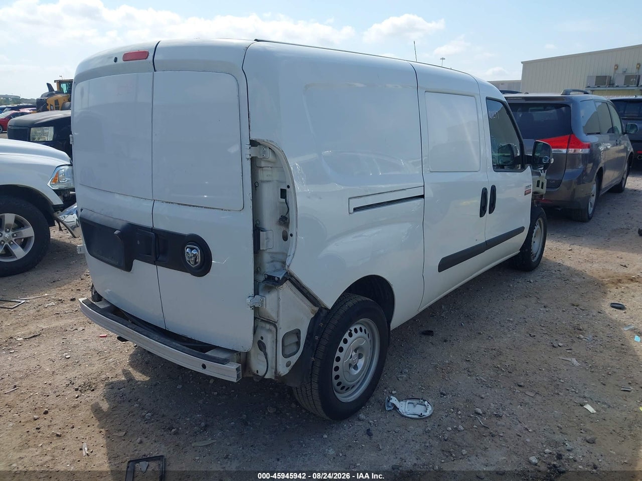 2022 RAM PROMASTER CITY CARGO VAN · 4/11