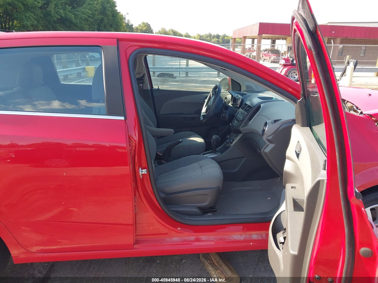 2013 CHEVROLET SONIC LT AUTO · 5/10