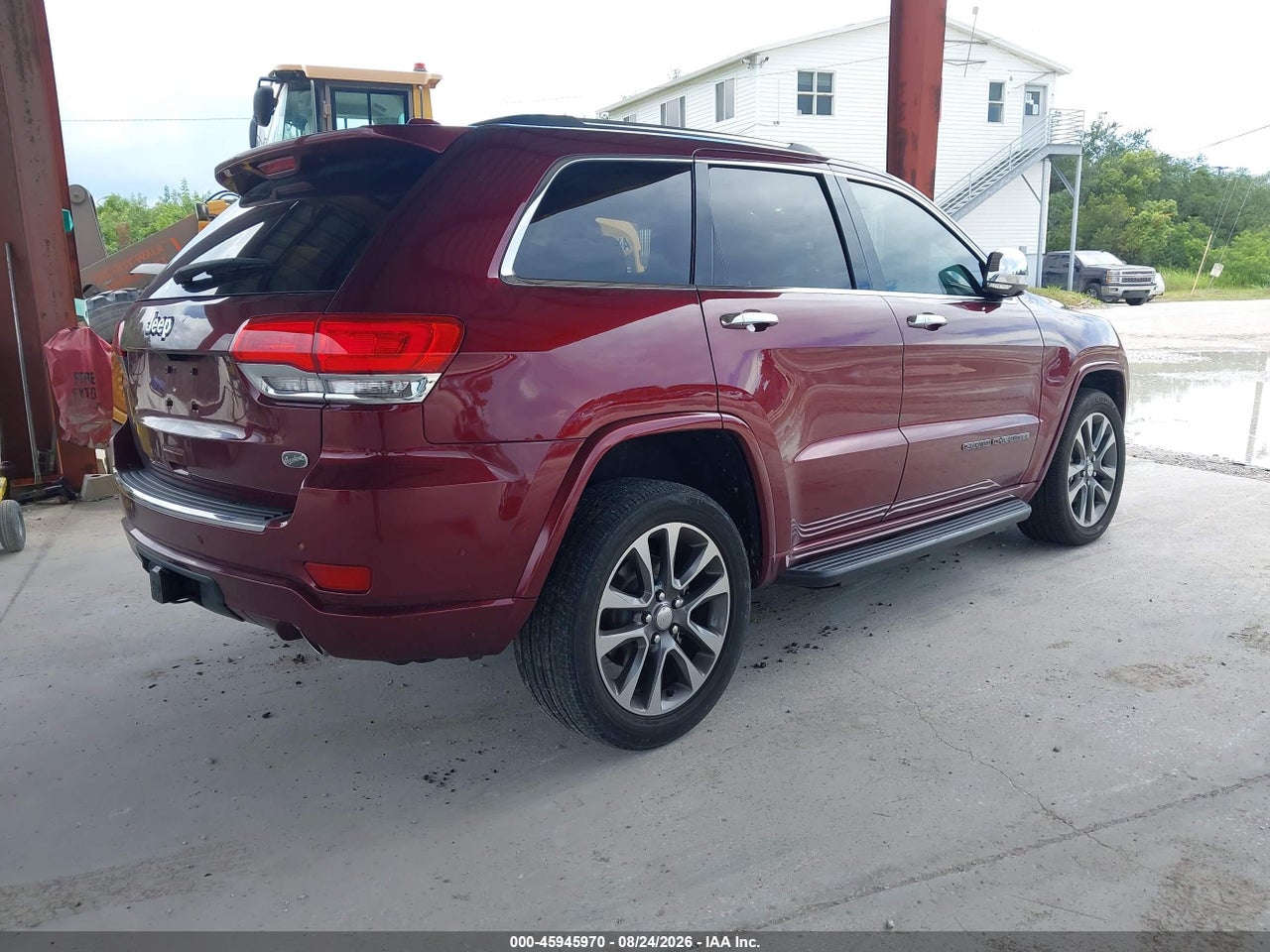 2017 JEEP GRAND CHEROKEE OVERLAND · 4/11