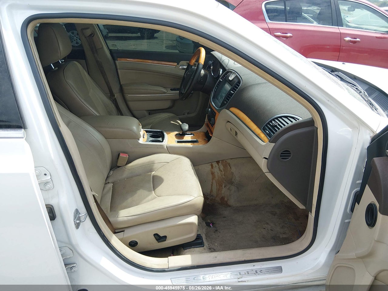2012 CHRYSLER 300 LIMITED · 5/10