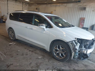 2C4RC1GG8KR****** · 2019 CHRYSLER PACIFICA LIMITED