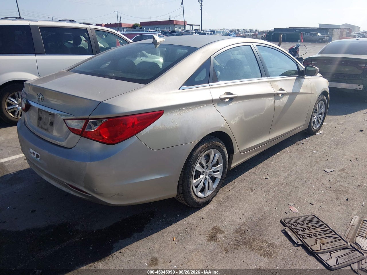 2011 HYUNDAI SONATA GLS · 4/11