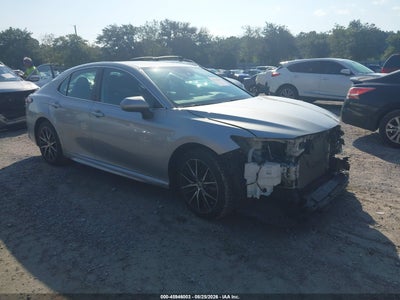 4T1G11AK8MU****** · 2021 TOYOTA CAMRY SE