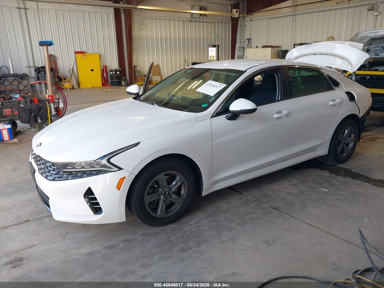 2021 KIA K5 LXS · 2/11