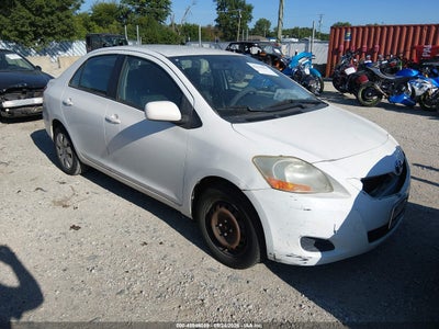2010 TOYOTA YARIS