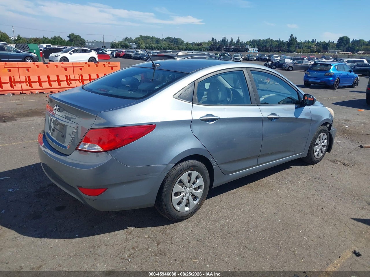 2017 HYUNDAI ACCENT SE · 4/11