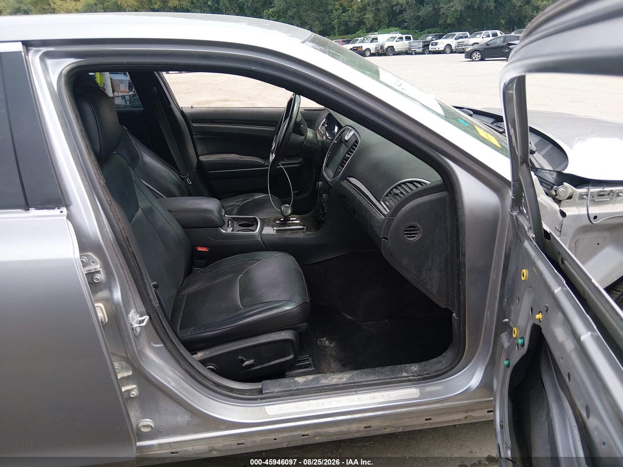 2014 CHRYSLER 300C AWD · 5/11