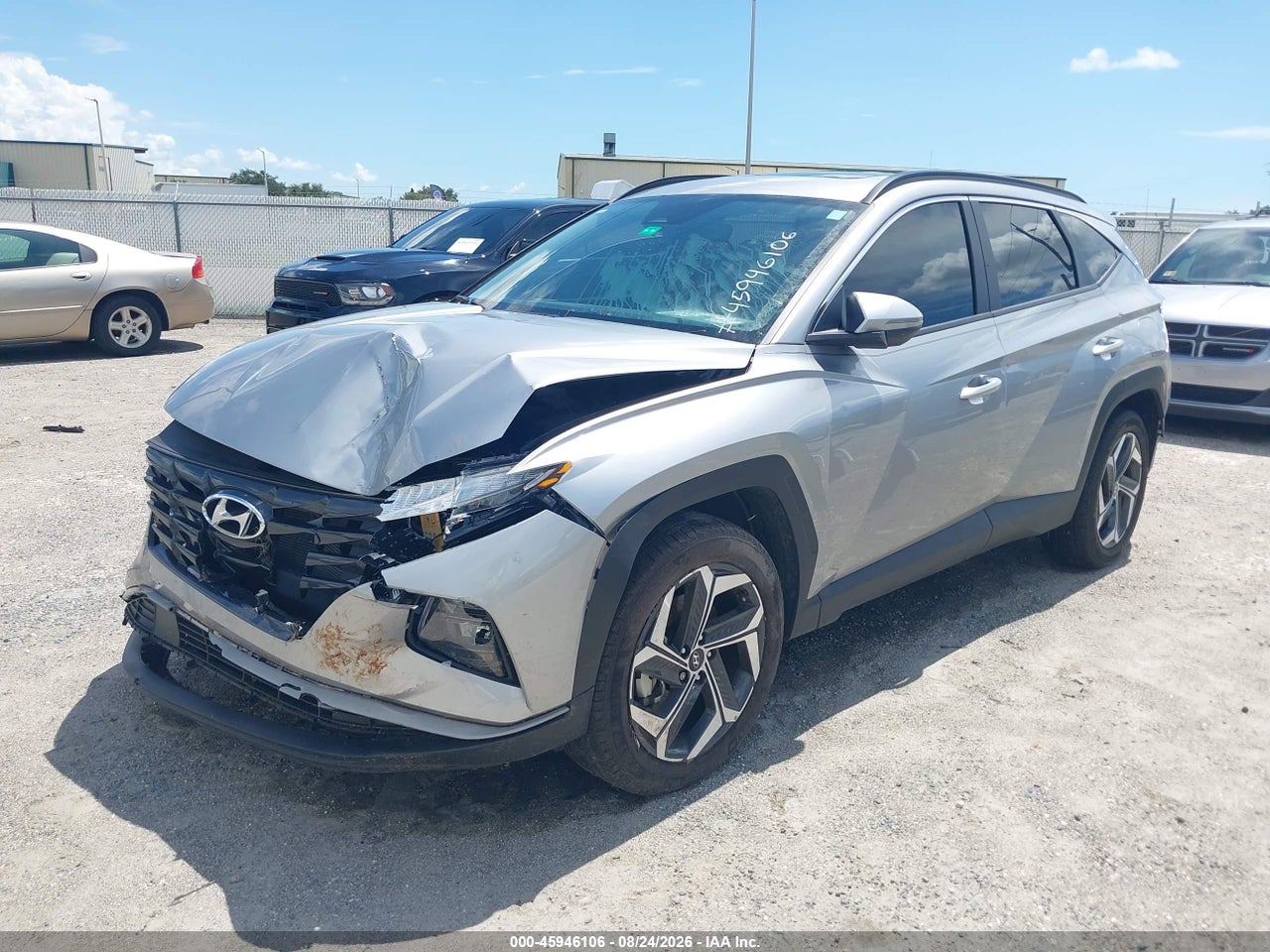 2023 HYUNDAI TUCSON SEL · 2/10