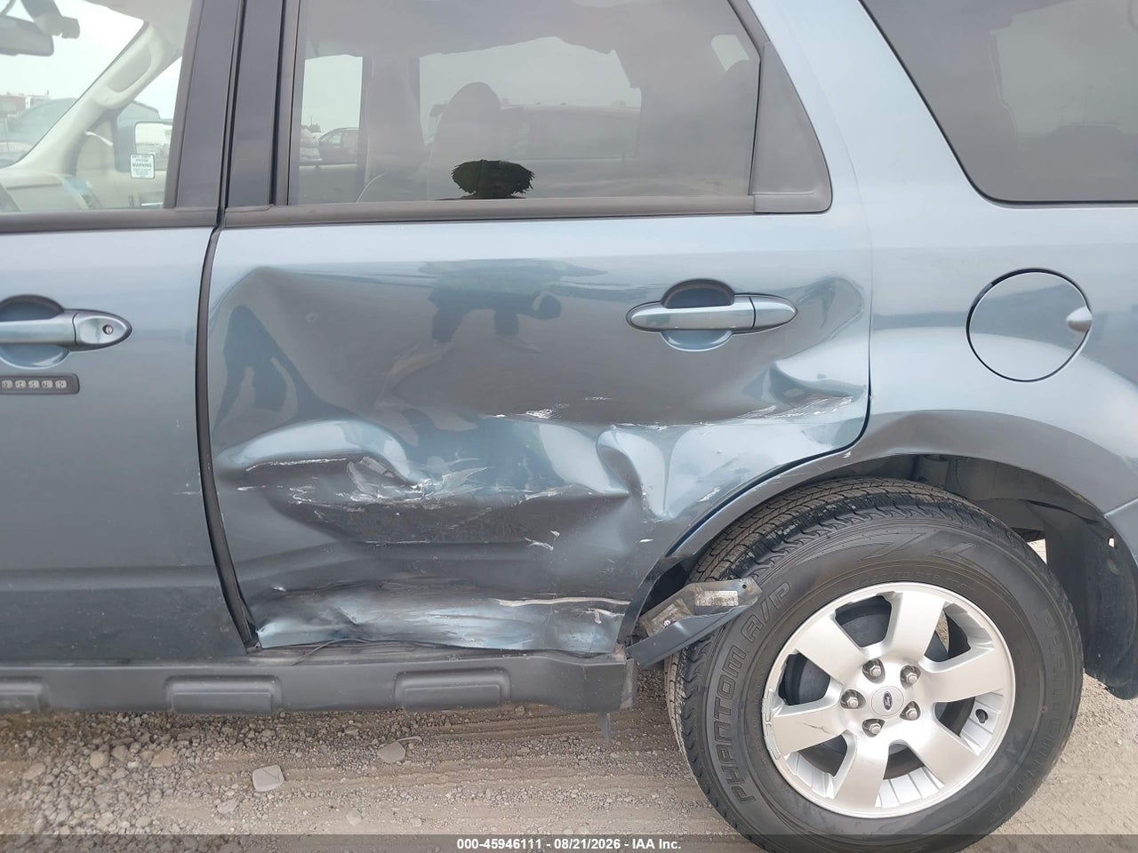 2011 FORD ESCAPE LIMITED · 6/11