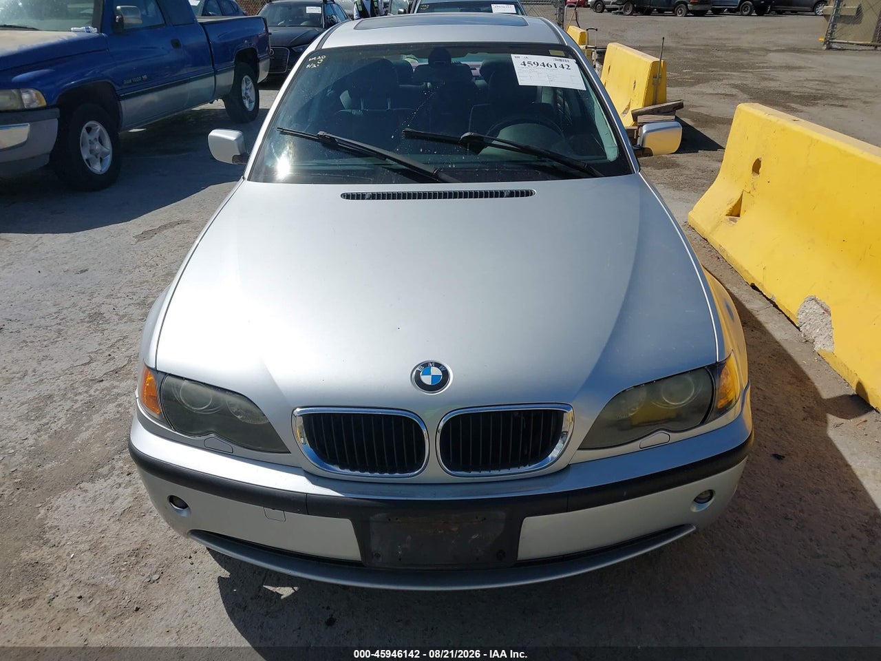 2003 BMW 325I · 6/11