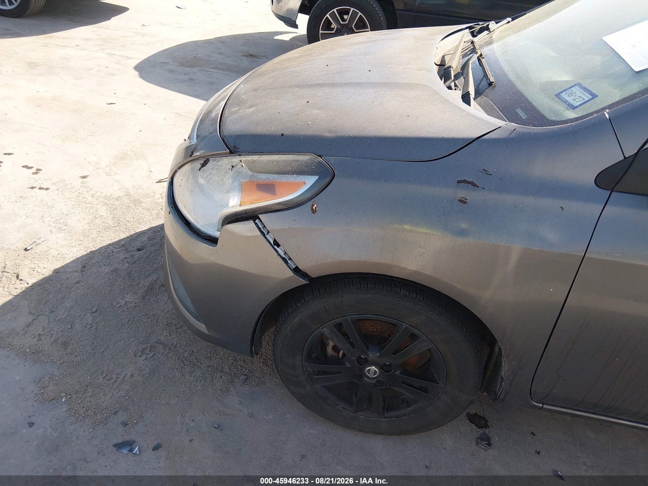 2015 NISSAN VERSA 1.6 S+ · 6/11