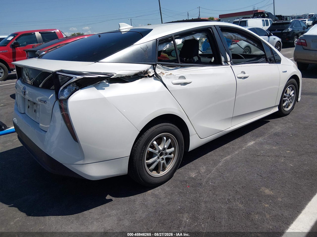 2016 TOYOTA PRIUS THREE · 4/11