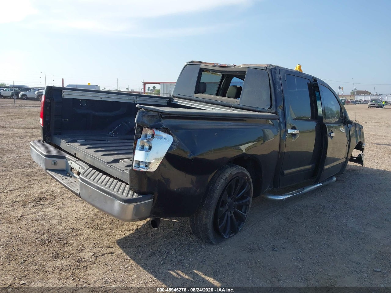 2005 NISSAN TITAN SE · 4/11