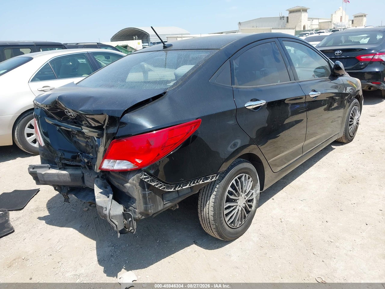 2016 HYUNDAI ACCENT SE · 4/11
