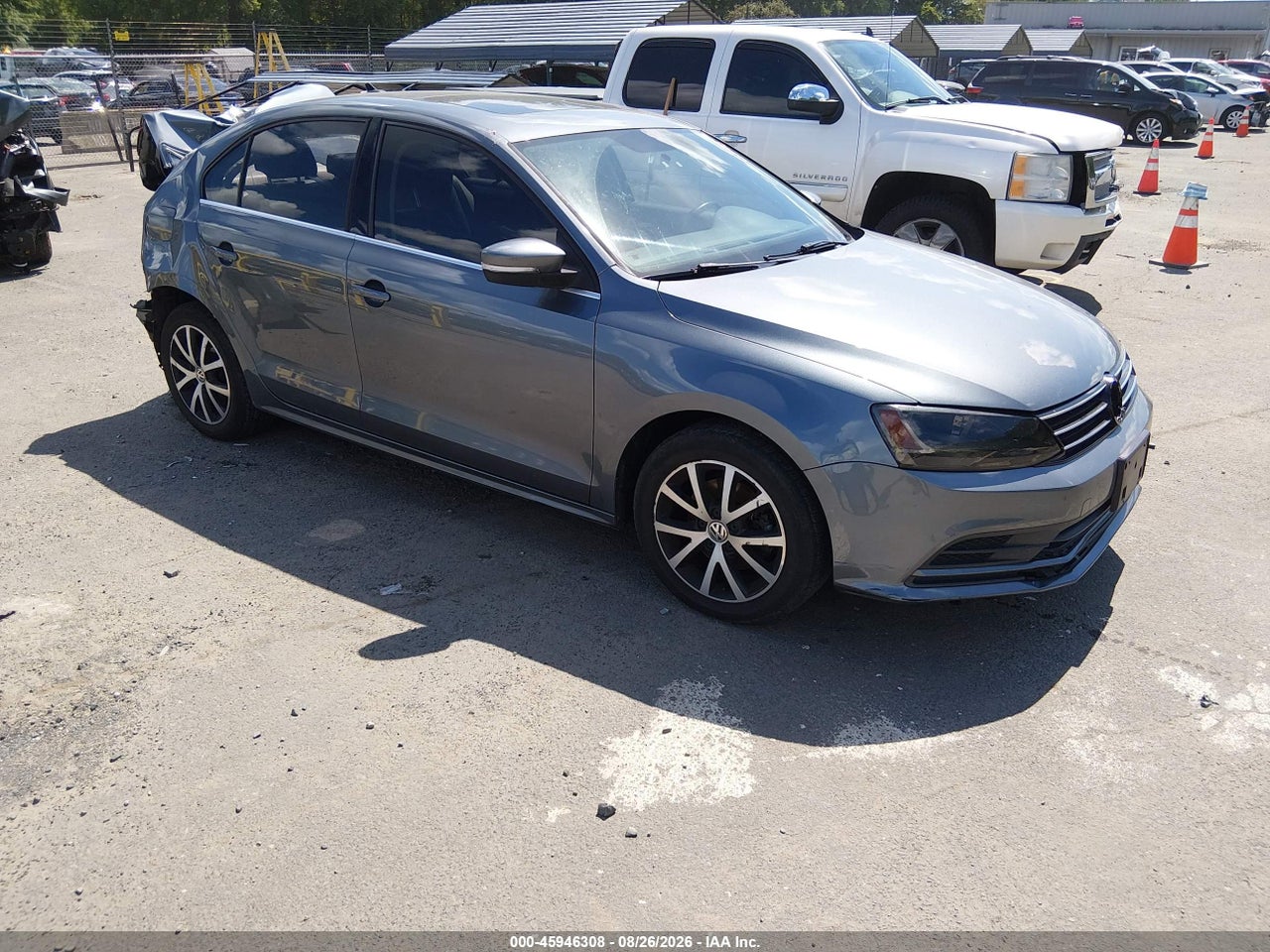 3VWDB7AJ1HM****** · 2017 VOLKSWAGEN JETTA 1.4T SE