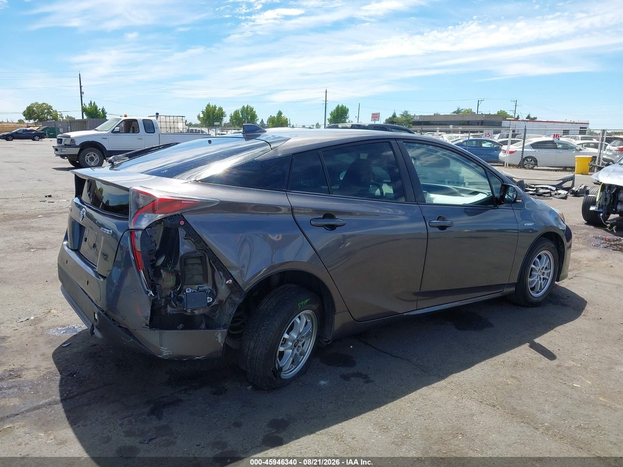 2017 TOYOTA PRIUS FOUR · 6/11