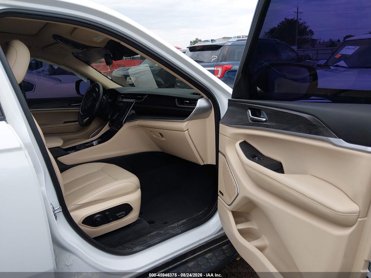 2021 JEEP GRAND CHEROKEE L LIMITED 4X4 · 5/11