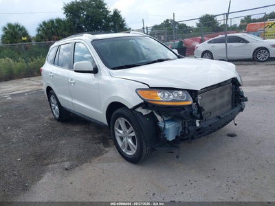 2010 HYUNDAI SANTA FE SE
