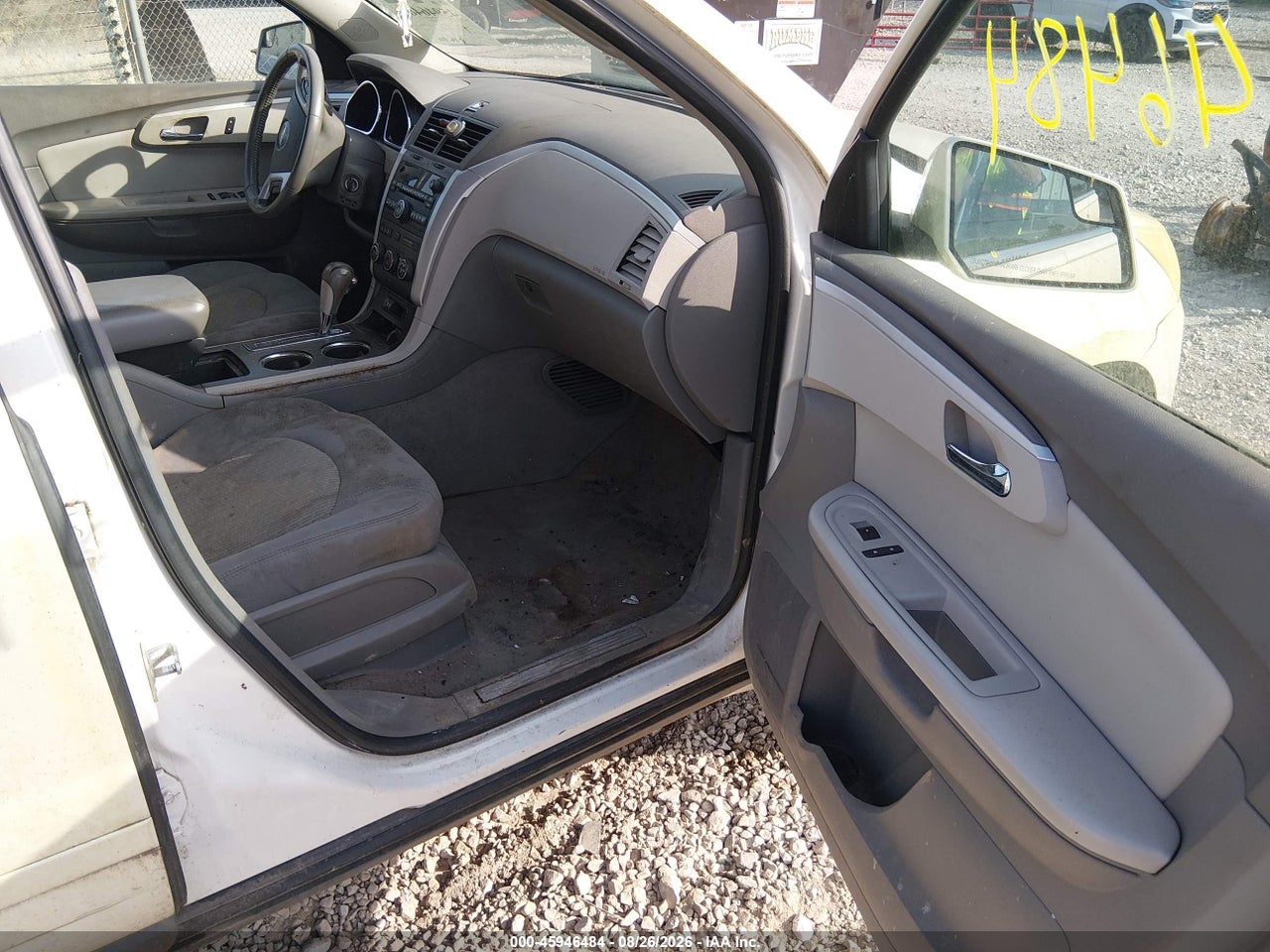 2011 CHEVROLET TRAVERSE 1LT · 5/11