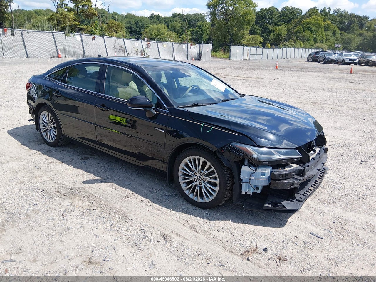 2019 TOYOTA AVALON HYBRID LIMITED