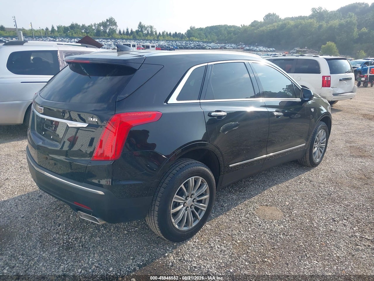 2017 CADILLAC XT5 LUXURY · 4/11